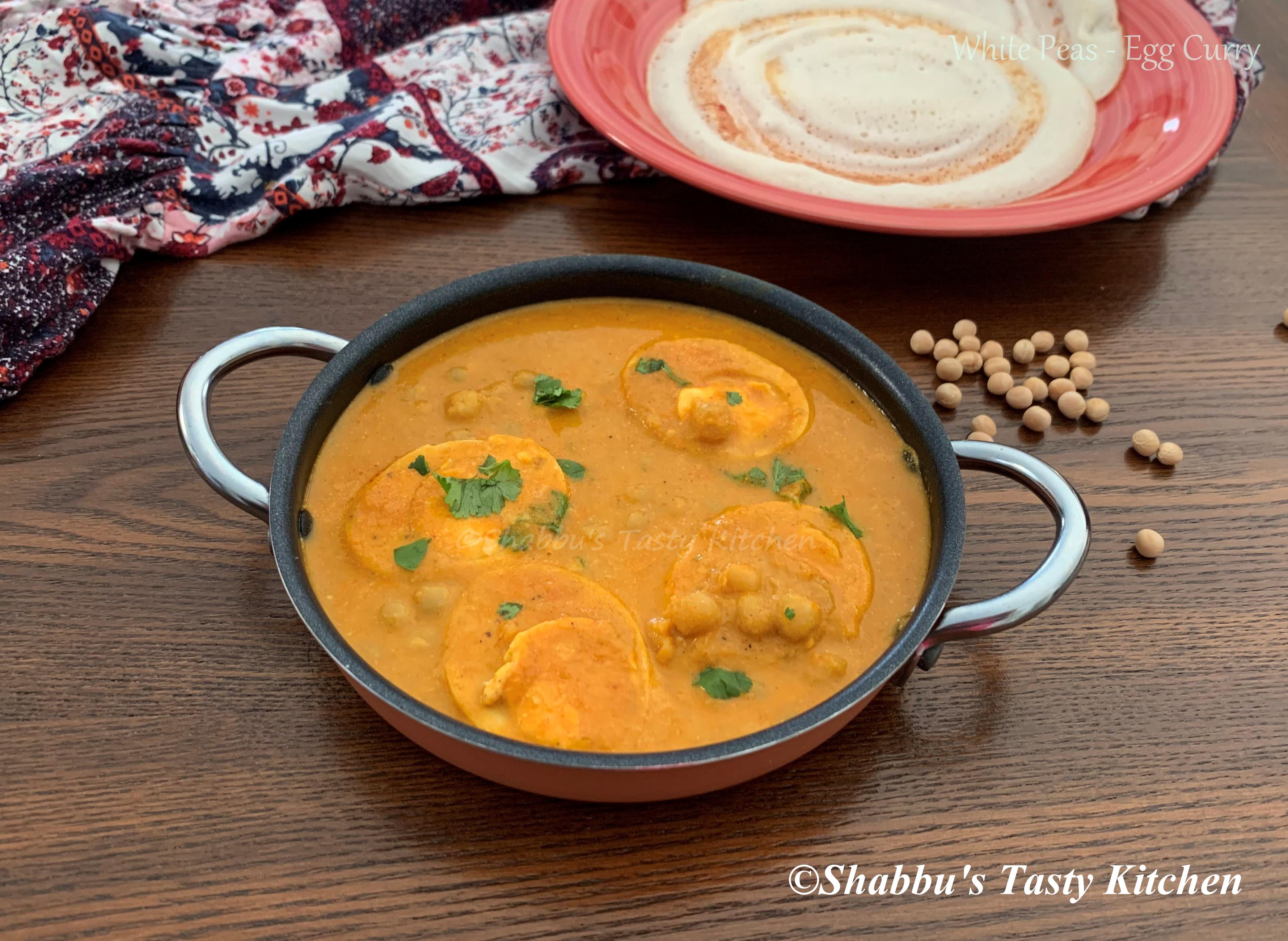white-peas-egg-curry