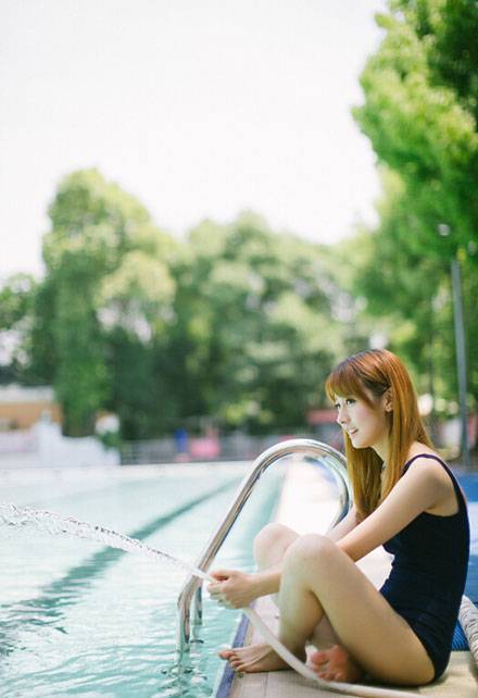 贫乳少女夏日死库水写真图片写真（11）