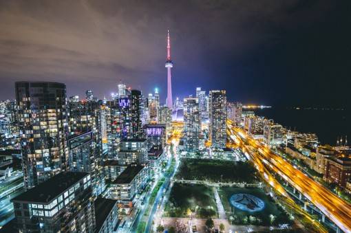 摄影师snappedbycam的城市极限高空摄影