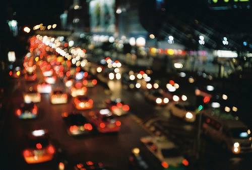 夜色的城市孤独伤感灯光唯美图片