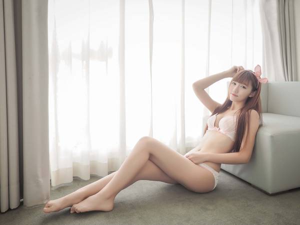 白皙可爱美女私房内衣写真图片写真（7）