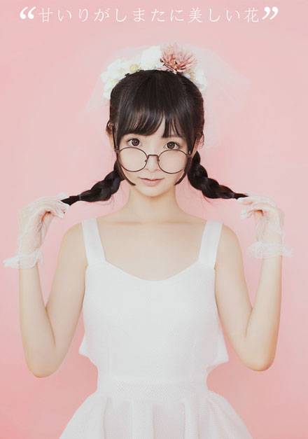 日系大眼少女甜美图片写真（1）