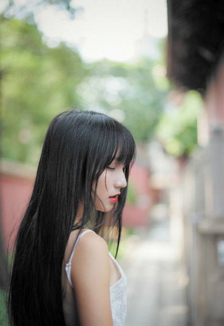 日系红唇美女意境写真（6）