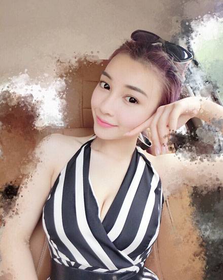 武汉纺大校花周文羽神似angelababy(2)