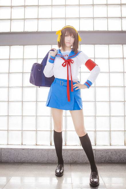 长腿萌妹凉宫春日制服COS（2）