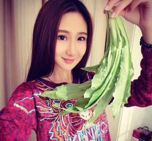 阅兵三军仪仗队女兵门佳慧走红网络（13）