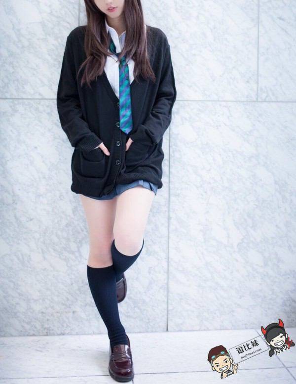 日本「超短裙之日」 大家又发图啦！~这个节日定立于1967年哦！