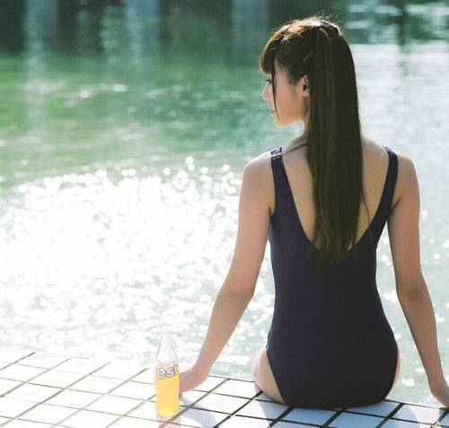 日系养眼美女死库水写真（4）