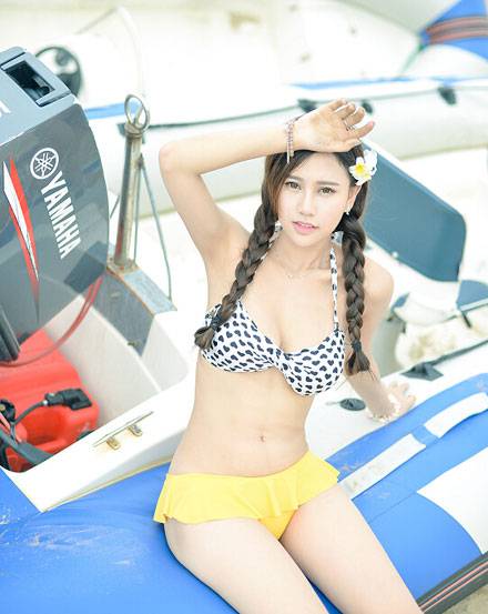 嫩模milk楚楚海边日系清新写真（6）