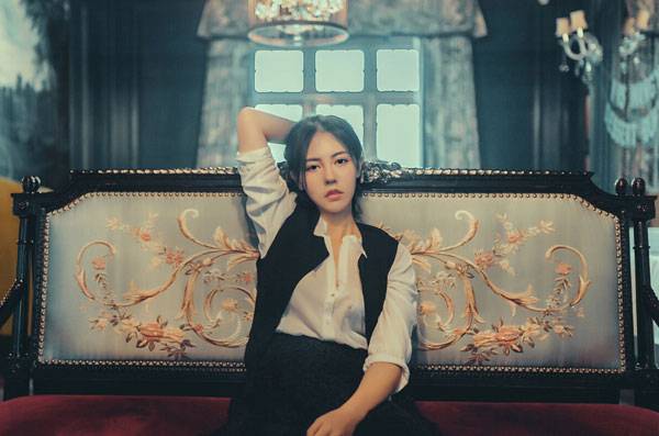 帅气养眼美女复古胶片图片写真（4）