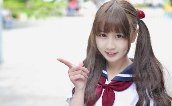 甜美双马尾美女日系制服图片写真（1）