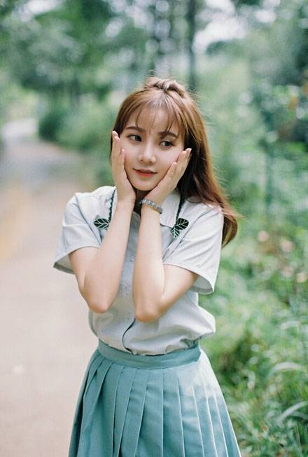 日系养眼美女胶片清新写真（12）