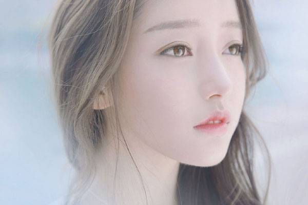 甜美养眼美女户外清新图片写真（1）