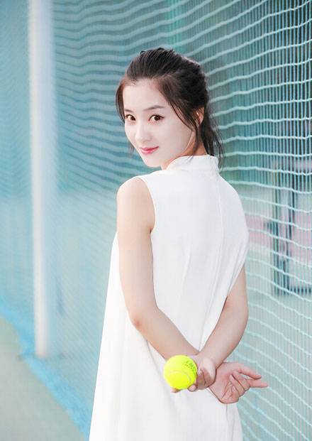 赵丽颖《花千骨》替身李可走红私照（13）