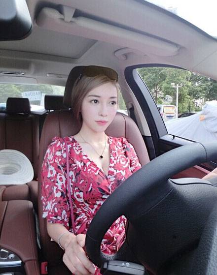 武汉纺大校花周文羽神似angelababy(15)