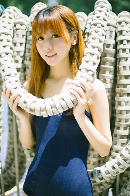 贫乳少女夏日死库水写真图片写真（13）