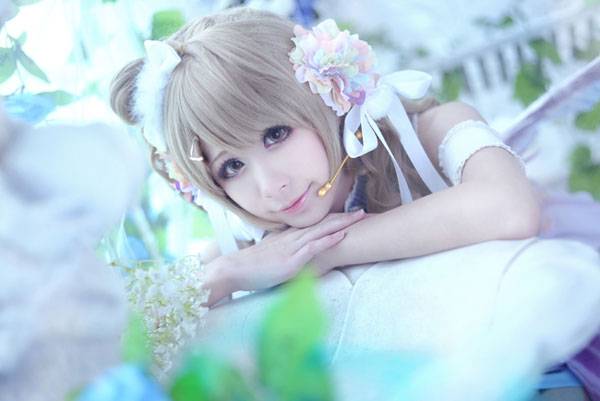 甜美萌妹南小鸟白色情人节COS（1）