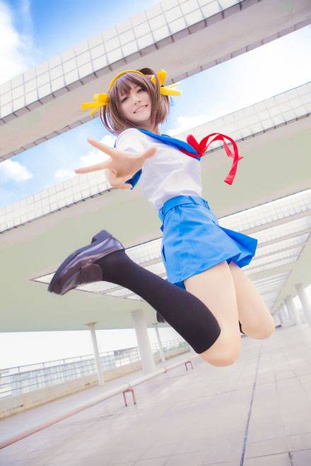 长腿萌妹凉宫春日制服COS（1）