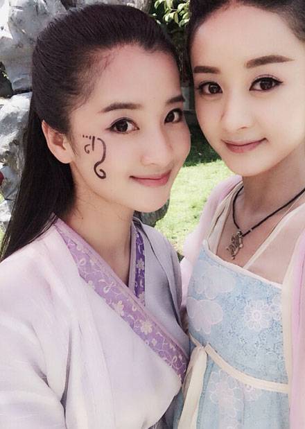 赵丽颖《花千骨》替身李可走红私照（6）