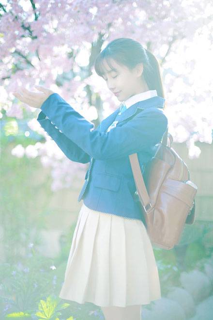 日系制服美女户外唯美写真（3）