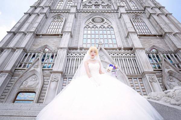螺旋猫Tomia《Fate》Saber婚纱Cos（14）