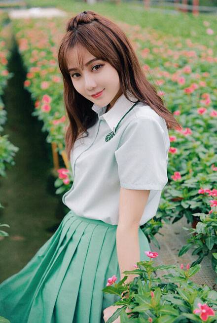 日系养眼美女胶片清新写真（3）