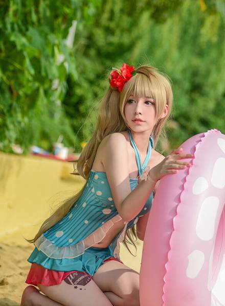 清纯萌妹南小鸟泳装神还原COS（13）