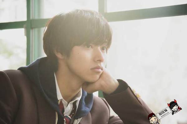 Kento Yamazaki (1)
