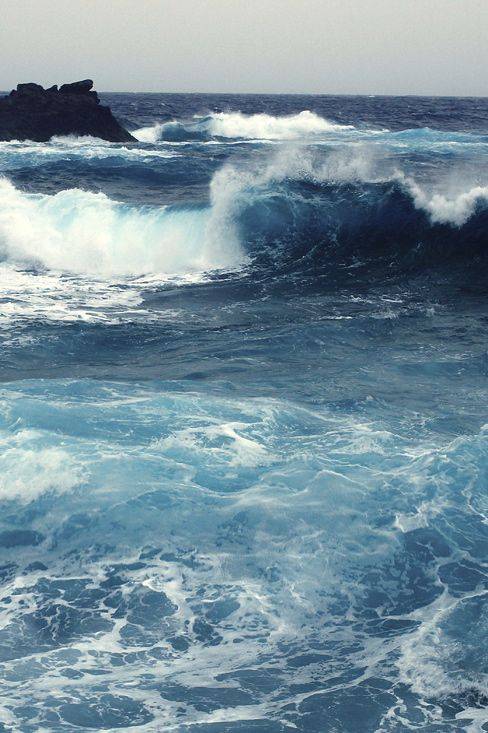 惊涛骇浪之美，漂亮的蓝色海浪唯美图片