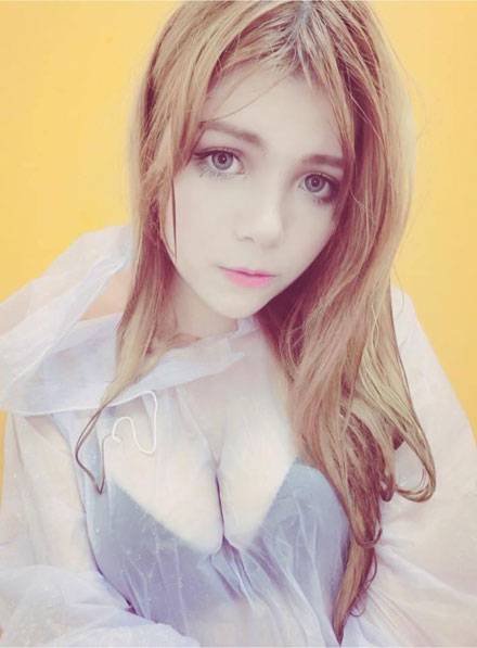 台湾95后混血showgirl陈怡伶福利图集（4）