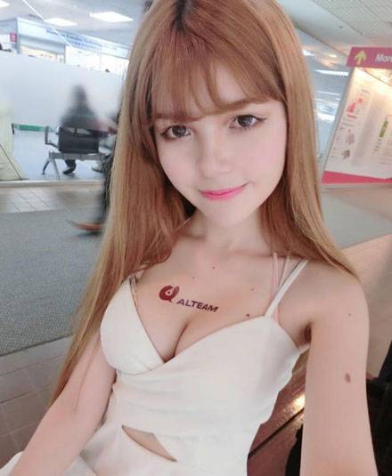 台湾95后混血showgirl陈怡伶福利图集（12）