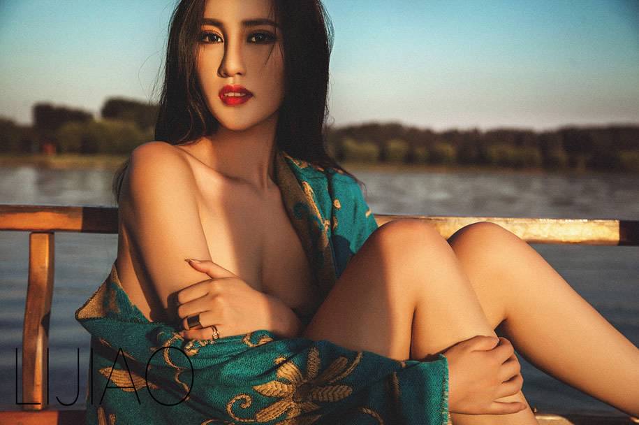 浴巾模特，第6张