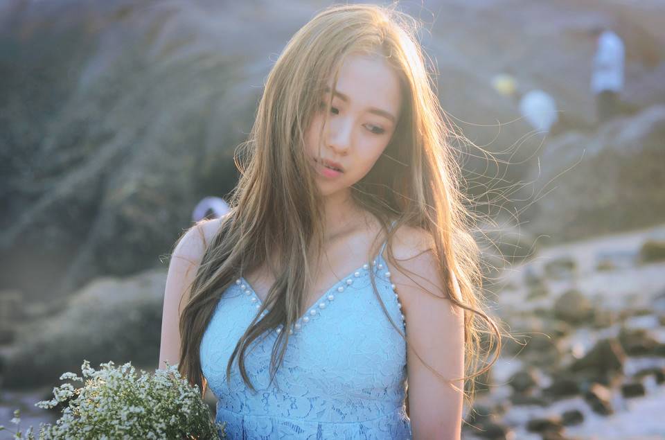 卷发佳人，第3张