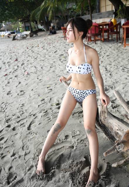 甜美嫩模Milk楚楚沙滩比基写真集（7）