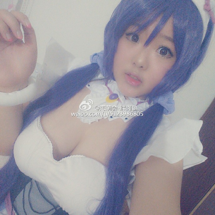 美少女大胸图片