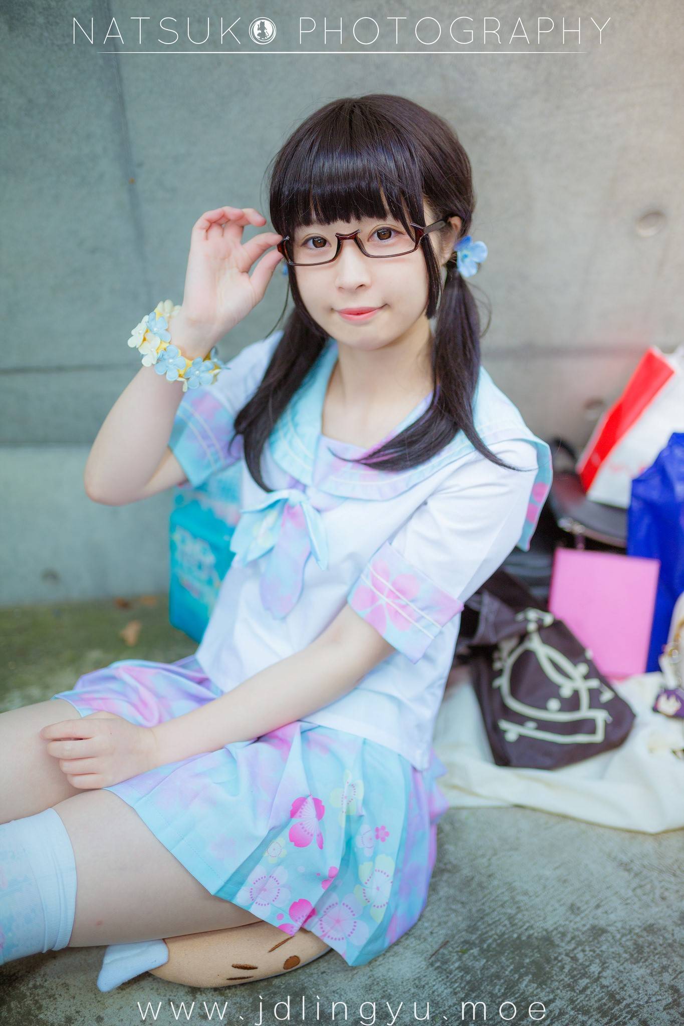 d030806ajw1f76av9chenj211x1kw4a0