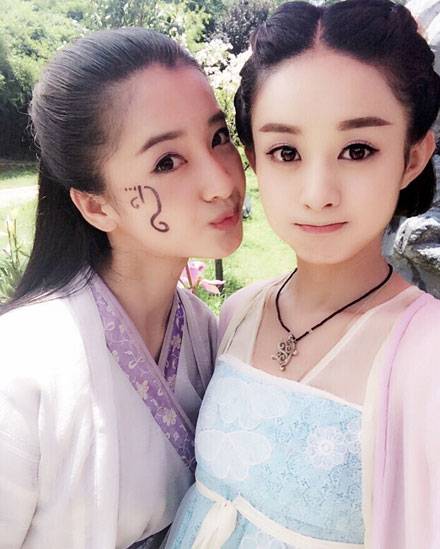 赵丽颖《花千骨》替身李可走红私照（5）