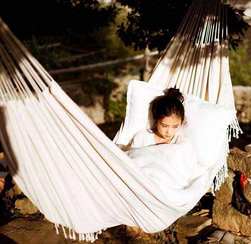 清纯养眼美女户外写真（6）