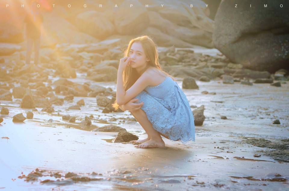 卷发佳人，第2张