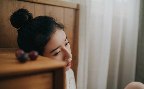 复古养眼美女室内写真（5）