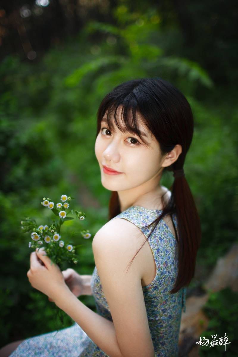 碎花裙妹子，第7张