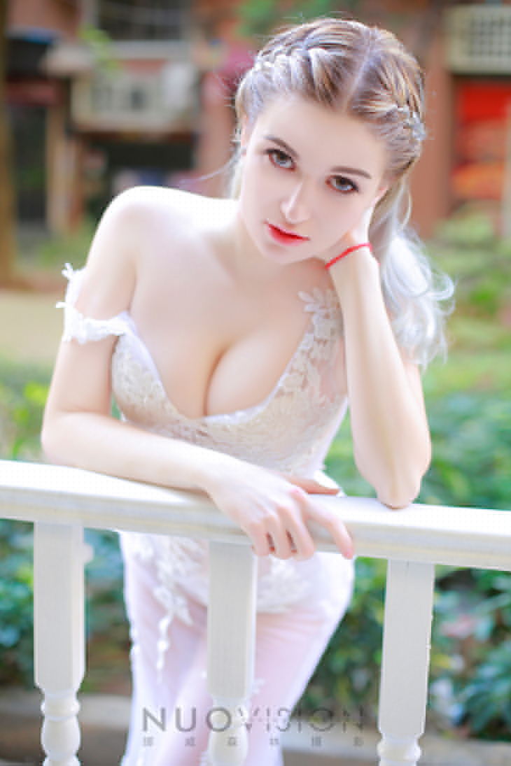 苦苦追寻的乌克兰美女组图找到了！[5P]