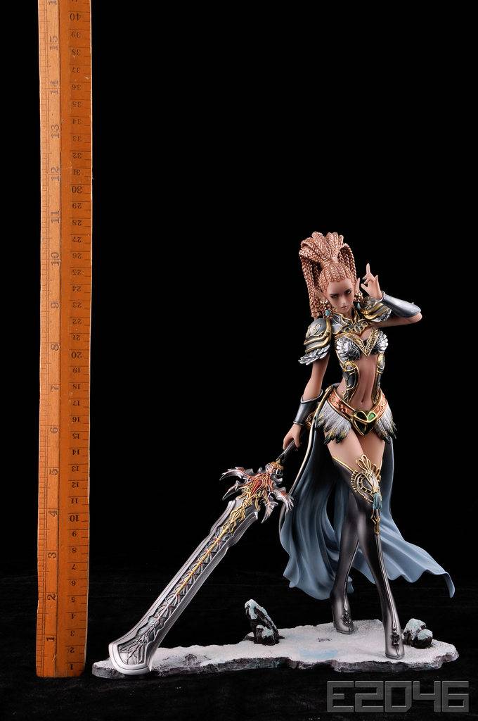 依莲尼亚 GK 圣骑士 E2046