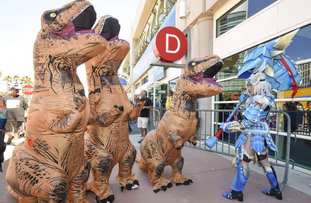 《圣地牙哥动漫展》COSPLAY大秀 连明星都跟着人来疯啦～ - 图片1