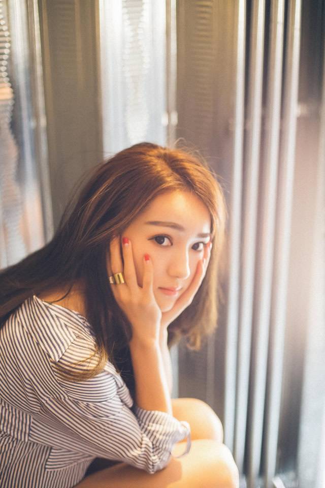 气质妹子，第1张