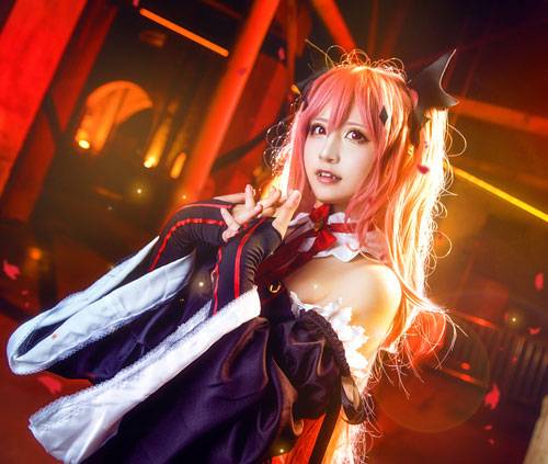 吸血鬼女王克鲁鲁·采佩西COS（2）