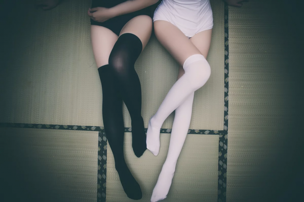 穿死库水的萌妹子