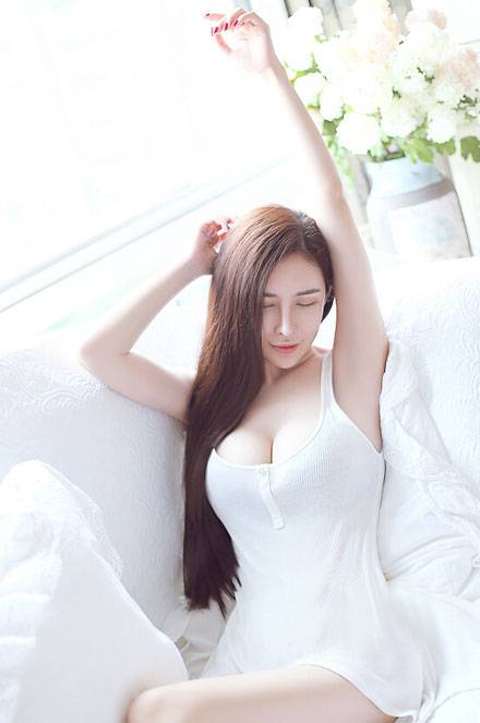 气质养眼美女私房清新写真图片写真（1）