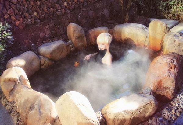 saber泳装cosplay08