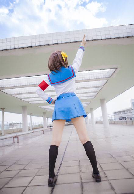 长腿萌妹凉宫春日制服COS（9）